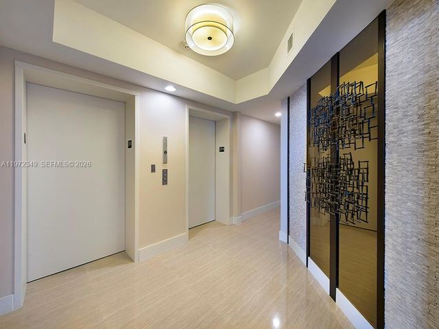 2711 S Ocean Dr. 2804, Hollywood, FL 33019