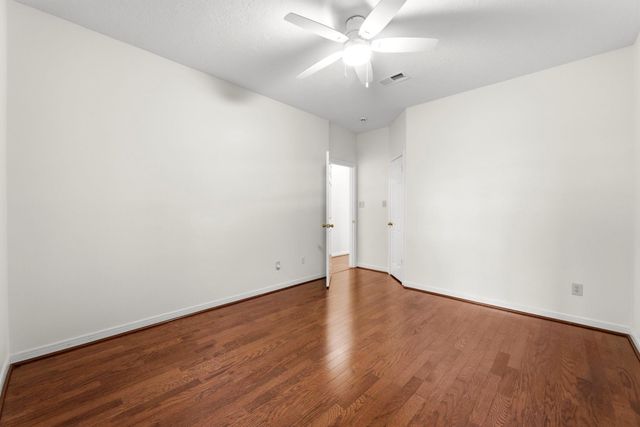 23 Royal Dalton Circle, Conroe, TX 77304