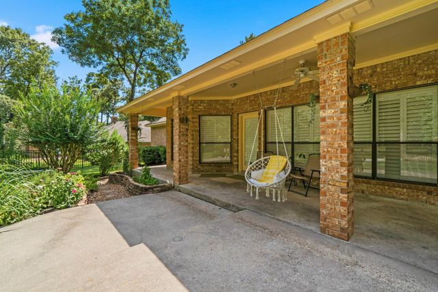 23 Royal Dalton Circle, Conroe, TX 77304
