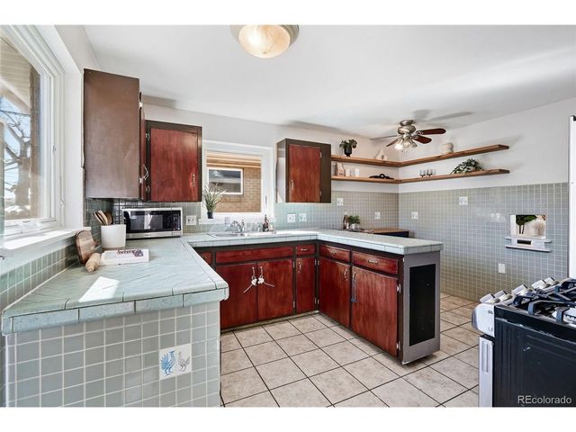 3630 Ivanhoe St, Denver, CO 80207