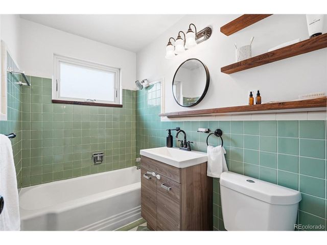 3630 Ivanhoe St, Denver, CO 80207