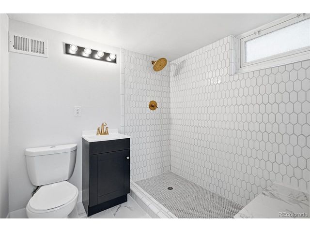 3630 Ivanhoe St, Denver, CO 80207