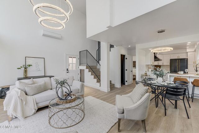 8655 Appian Way, Los Angeles, CA 90046