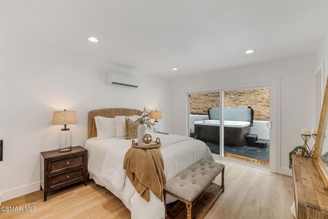 8655 Appian Way, Los Angeles, CA 90046