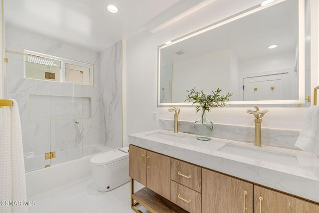 8655 Appian Way, Los Angeles, CA 90046