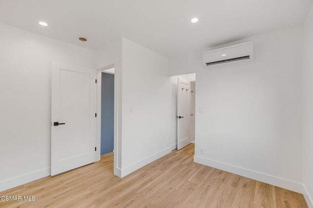 8655 Appian Way, Los Angeles, CA 90046