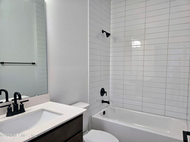 3465 AMERICANA Drive, Green Cove Springs, FL 32043