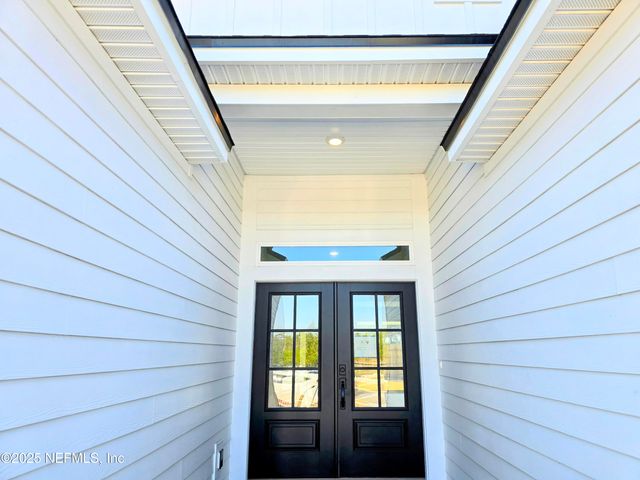 3465 AMERICANA Drive, Green Cove Springs, FL 32043