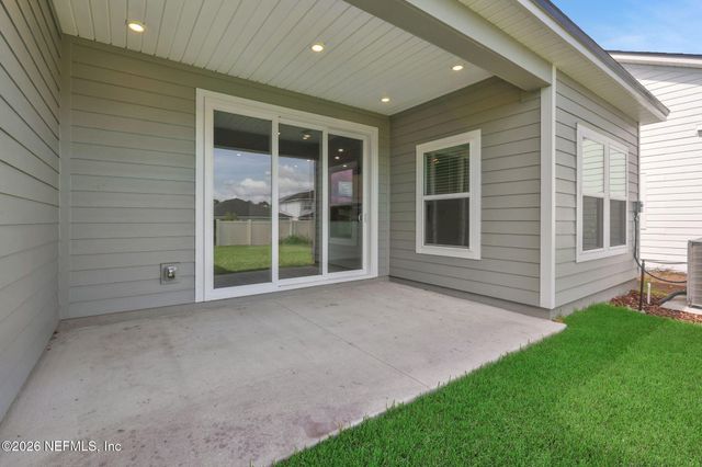 3465 AMERICANA Drive, Green Cove Springs, FL 32043