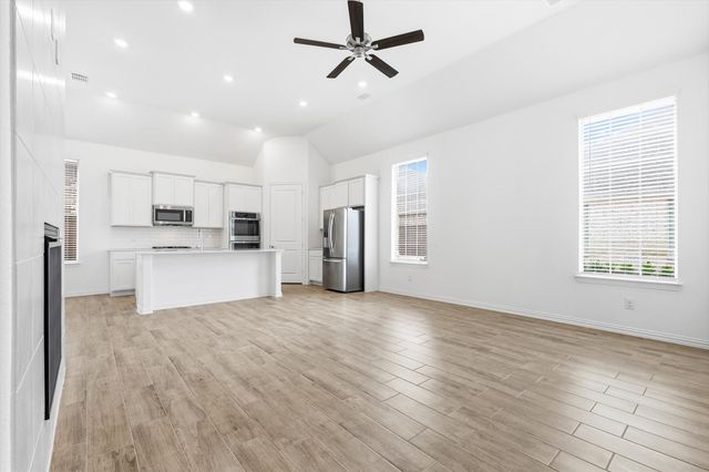 4747 Kings Garden Parkway, Arlington, TX 76005