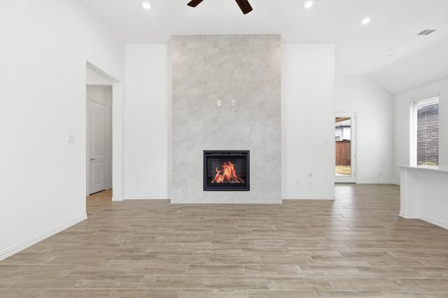 4747 Kings Garden Parkway, Arlington, TX 76005