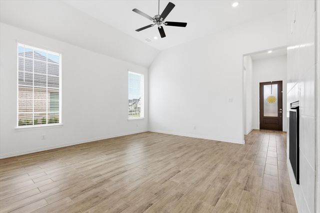 4747 Kings Garden Parkway, Arlington, TX 76005