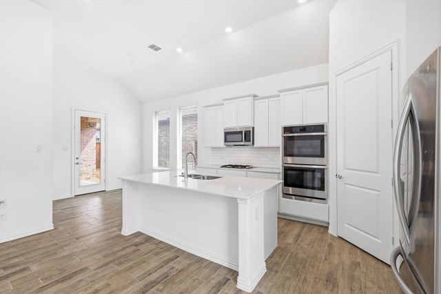 4747 Kings Garden Parkway, Arlington, TX 76005