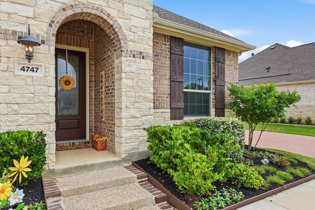 4747 Kings Garden Parkway, Arlington, TX 76005