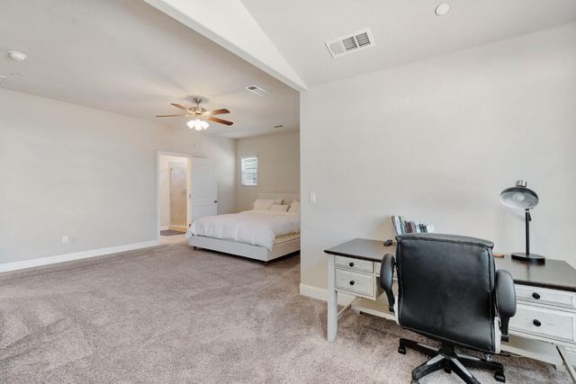 3885 Alamos Avenue, Clovis, CA 93619