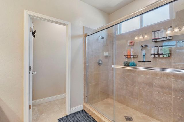 3885 Alamos Avenue, Clovis, CA 93619