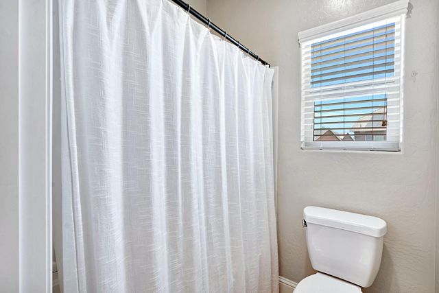 3885 Alamos Avenue, Clovis, CA 93619