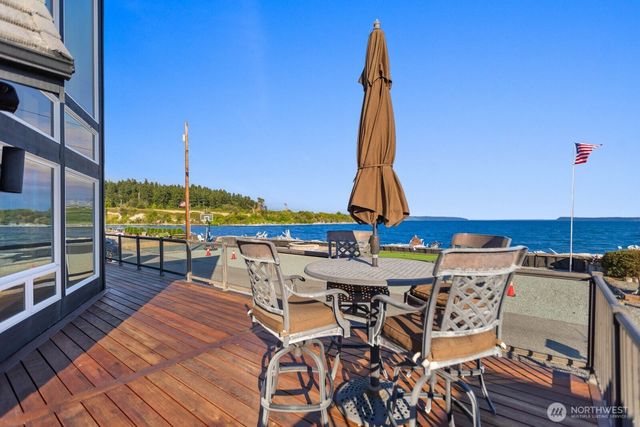 301 Driftwood Shores Road, Camano Island, WA 98282