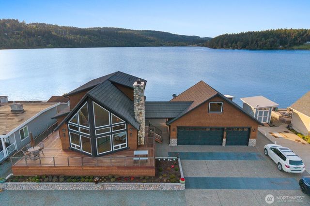 301 Driftwood Shores Road, Camano Island, WA 98282