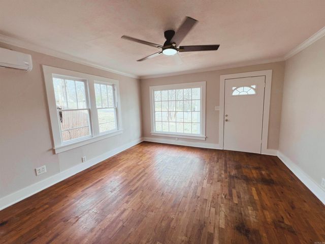 310 Wynn Street, Hot Springs, AR 71913