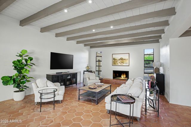 1049 N BOULDER Drive, Carefree, AZ 85377