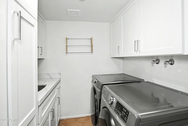 1049 N BOULDER Drive, Carefree, AZ 85377