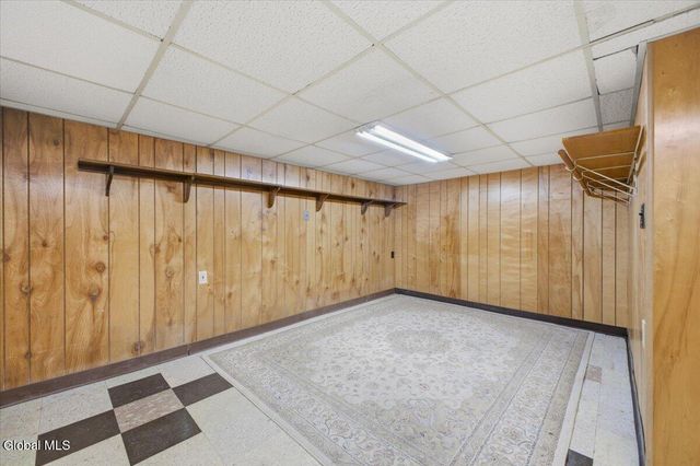 2734 Clyde Avenue, Rotterdam, NY 12306