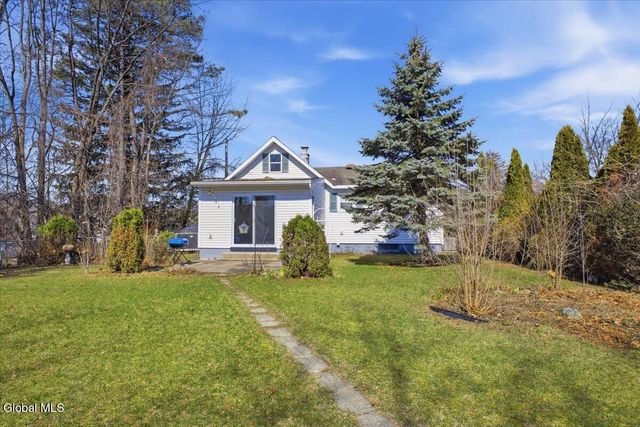2734 Clyde Avenue, Rotterdam, NY 12306