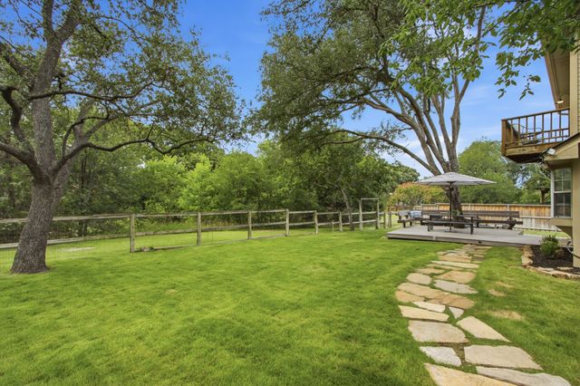 2520 Rosedale Street, Highland Village, TX 75077