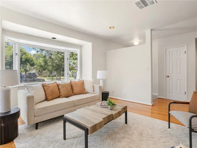 324 N Brighton Street, Burbank, CA 91506