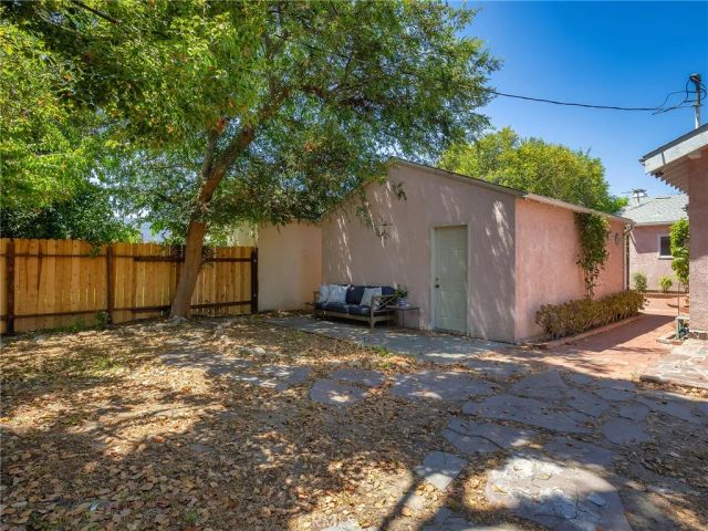 324 N Brighton Street, Burbank, CA 91506