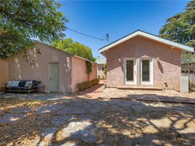 324 N Brighton Street, Burbank, CA 91506