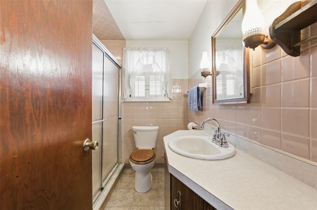 819 8th St, Verona, PA 15147