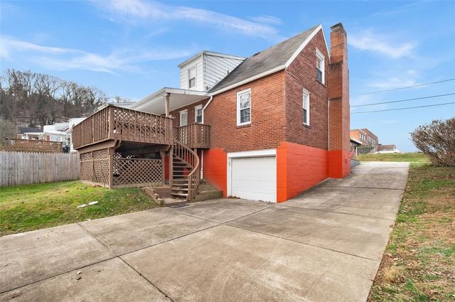 819 8th St, Verona, PA 15147