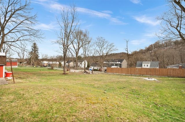 819 8th St, Verona, PA 15147