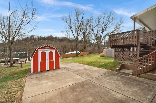 819 8th St, Verona, PA 15147