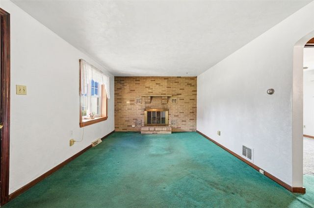 819 8th St, Verona, PA 15147