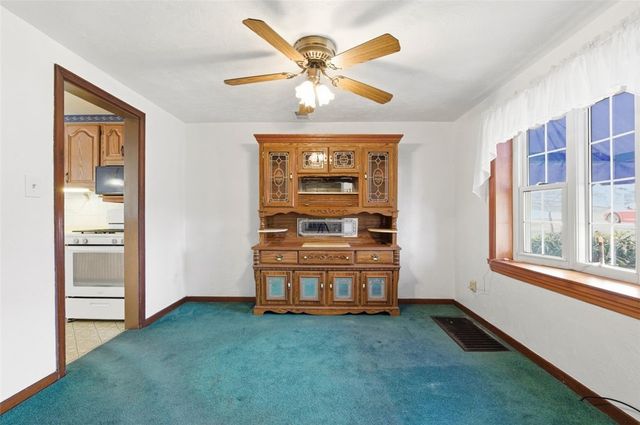 819 8th St, Verona, PA 15147