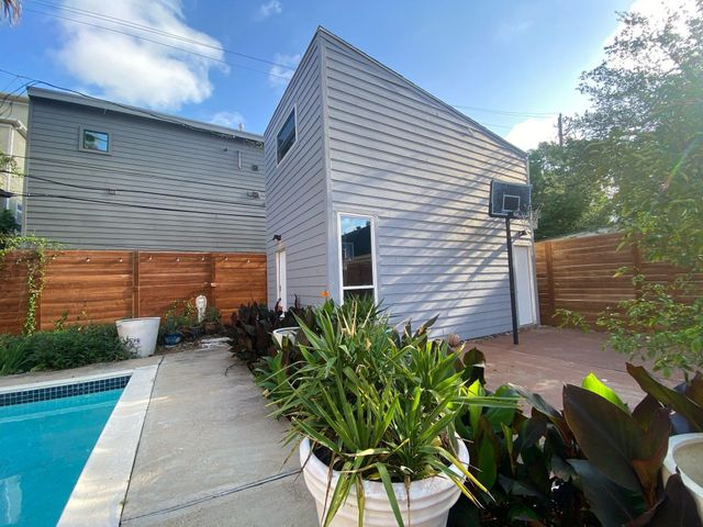 1964 Norfolk Street, Houston, TX 77098