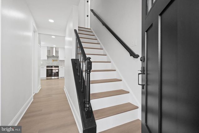 4178 WATERWAY DR, Dumfries, VA 22025