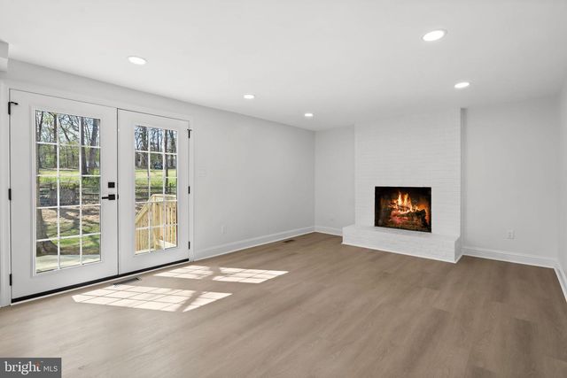 4178 WATERWAY DR, Dumfries, VA 22025