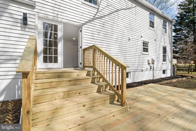 4178 WATERWAY DR, Dumfries, VA 22025