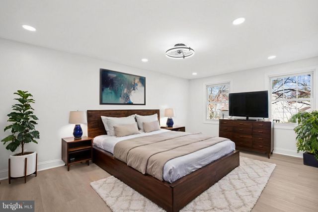 4178 WATERWAY DR, Dumfries, VA 22025