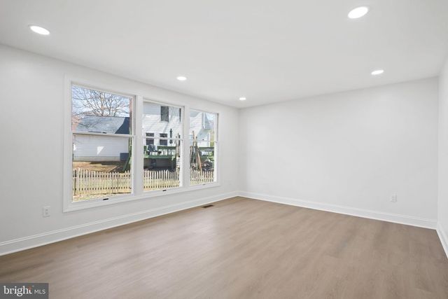 4178 WATERWAY DR, Dumfries, VA 22025