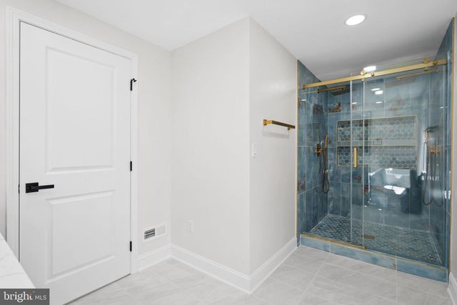 4178 WATERWAY DR, Dumfries, VA 22025