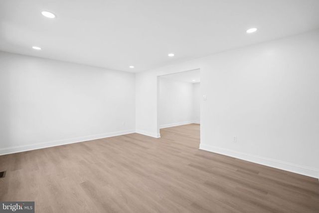 4178 WATERWAY DR, Dumfries, VA 22025