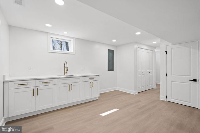 4178 WATERWAY DR, Dumfries, VA 22025