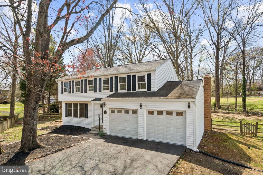 4178 WATERWAY DR, Dumfries, VA 22025