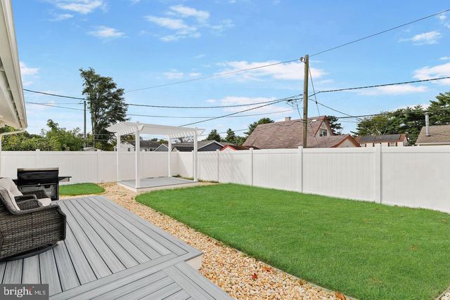 9 BRADFORD LN, Willingboro, NJ 08046