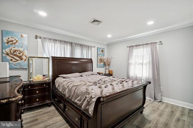 9 BRADFORD LN, Willingboro, NJ 08046